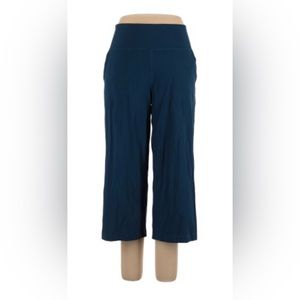 Lululemon size 14 dark teal capri pants